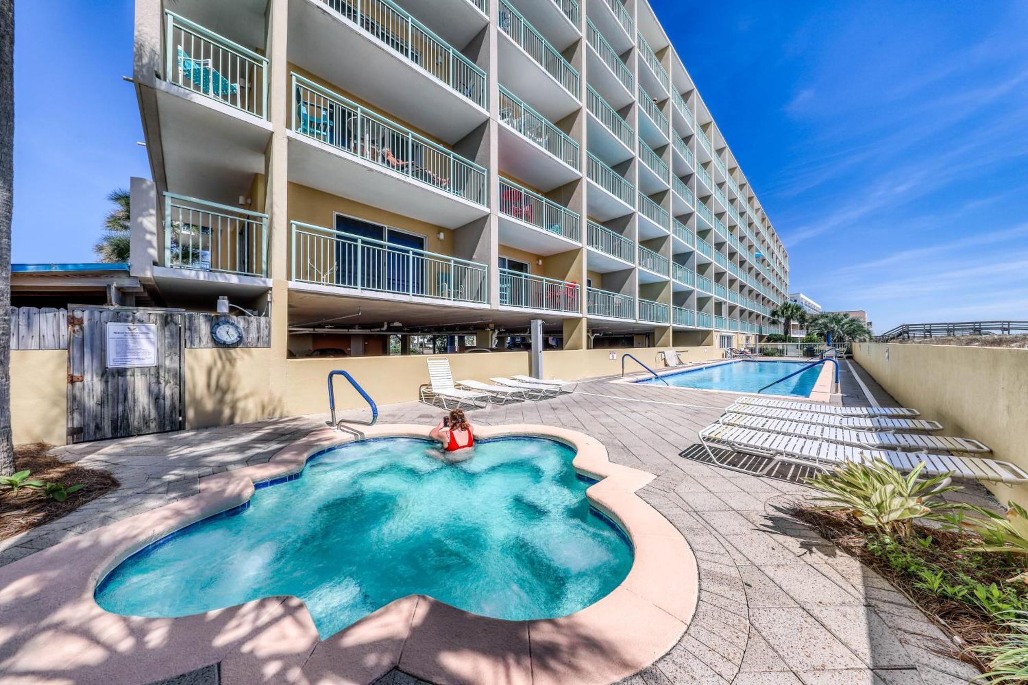 Pelican Isle Condominiums شاطئ فورت والتون المظهر الخارجي الصورة